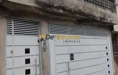 Imagem: A casa possui 5 Dormitórios, 5 Banheiros, 1 Vaga na garagem