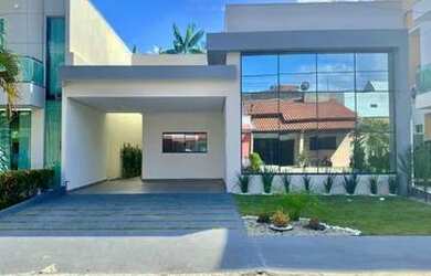 Imagem: A casa em condomínio possui 4 Dormitórios, 2 Banheiros, 4