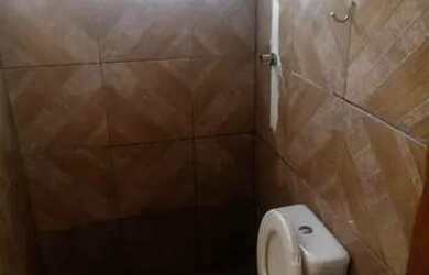 Imagem: A casa possui 1 Dormitório, 1 Banheiro e está localizado