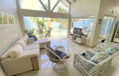 Imagem: A casa em condomínio possui 3 Dormitórios, 4 Banheiros, 4