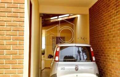 Imagem 3: Casa Padrão em Jundiaí. Varanda, 126m² de Área, 3 Vagas na garageme2...