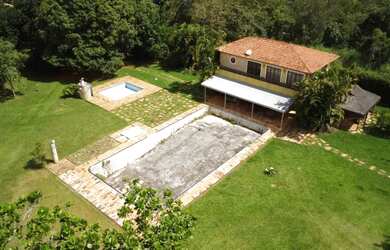 Imagem: A fazenda possui 10.000m² de Área e está localizado em Setor