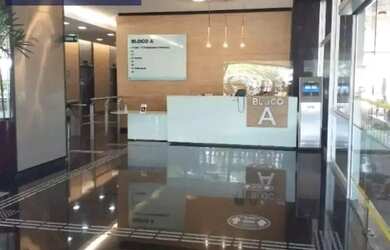 Imagem: O depósito possui 5 Vagas na garagem, 2844m² de Área, Imóvel