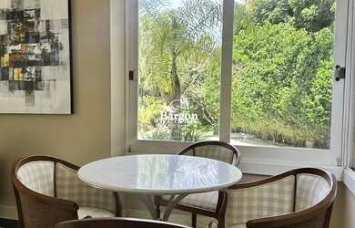 Imagem 11: Casa com 6 suítes a venda na Praia da Ferradura em Armação dos Búzios...