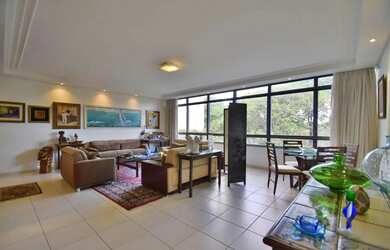 Imagem 5: APARTAMENTO À VENDA - 246m2 - 5 quartos/2 suítes - vazado - SQS 114...