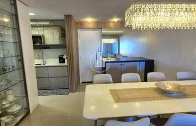 Imagem: O apartamento possui 3 Dormitórios, 2 Banheiros, 2 Vagas na