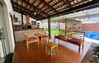 Imagem 2: Vendo sobrado no Portal do Sol I de 3 suítes escritório com 235 m²...