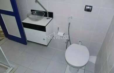 Imagem 10: Apartamento : / Residencial / Glória