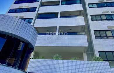 Imagem: O apartamento possui 3 Dormitórios, 1 Banheiro, 2 Vagas na