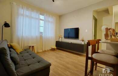 Imagem: O apartamento possui 3 Dormitórios, 1 Banheiro, 1 Vaga na garagem