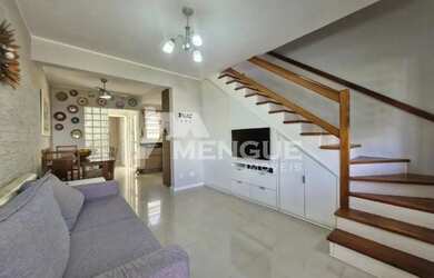 Imagem: A casa em condomínio possui 3 Dormitórios, 2 Banheiros, 1