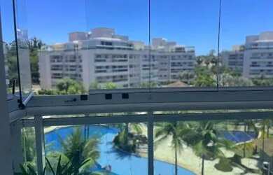 Imagem: O apartamento possui 4 Dormitórios, 3 Banheiros, 2 Vagas na