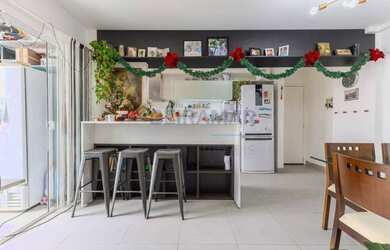 Imagem: O apartamento possui 2 Dormitórios, 2 Banheiros, 2 Vagas na