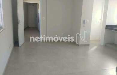 Imagem: O apartamento possui 2 Dormitórios, 2 Banheiros, 2 Vagas na