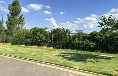 Imagem: O terreno possui 1.024m² de Área, Imóvel novo e está localizado