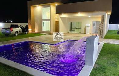 Imagem: A casa em condomínio possui 4 Dormitórios, 4 Banheiros, 5