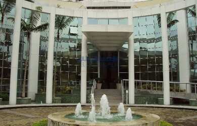 Imagem: O depósito possui 1 Vaga na garagem e 86m² de Área e está