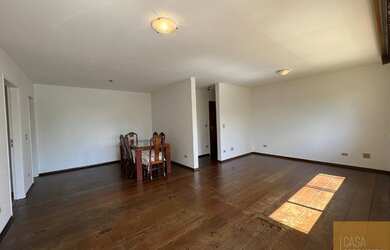 Imagem: O apartamento possui 4 Dormitórios, 4 Banheiros, 3 Vagas na