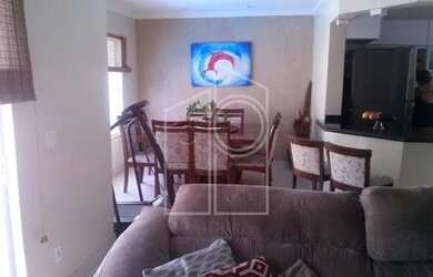 Imagem: A casa em condomínio possui 3 Dormitórios, 2 Banheiros, 4