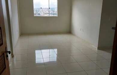 Imagem: O apartamento possui 2 Dormitórios, 2 Banheiros e está localizado