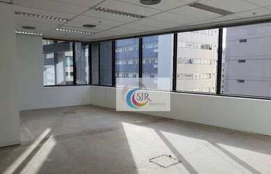 Imagem 4: Excelente conjunto comercial com 218 m², todo reformado, 04 banheiros