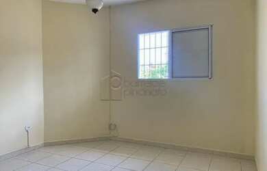 Imagem 15: Casa Padrão em Jundiaí. Varanda, Área de serviço, 104m² de Áreae2...