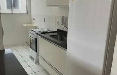 Imagem: A casa possui 3 Dormitórios, 2 Banheiros, 1 Vaga na garagem