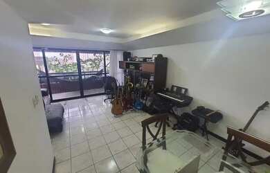 Imagem: O apartamento possui 4 Dormitórios, 3 Banheiros, 2 Vagas na