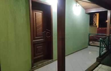 Imagem 16: Casa Sobrado em Jundiaí. Piscina, Varanda, Guarda roupaeLareira