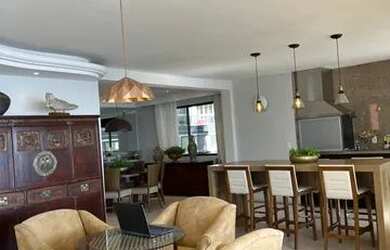 Imagem 5: Aluguel Anual. Piscina, Churrasqueira, 390m² de Áreae3 Vagas na garagem