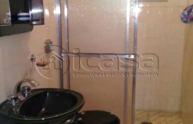 Imagem: A casa possui 4 Dormitórios, 3 Banheiros, 4 Vagas na garagem