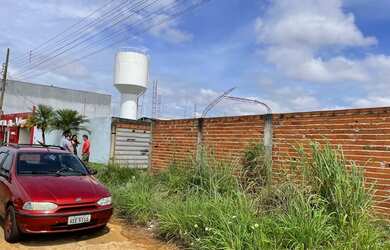 Imagem: O terreno possui 300m² de Área e está localizado em Jardim