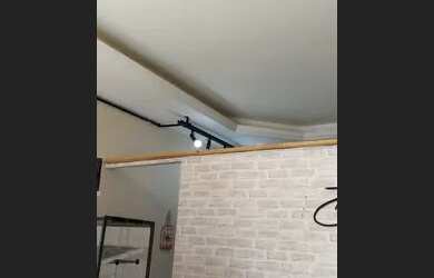 Imagem 7: Vendo estrutura de loja. Ar-condicionado