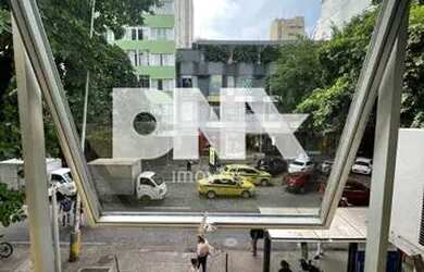 Imagem: O depósito possui 1 Vaga na garagem, 27m² de Área e está