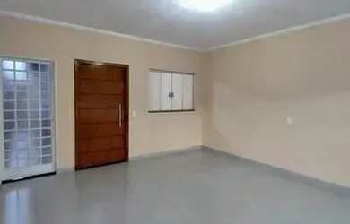 Imagem: A casa possui 3 Dormitórios, 1 Banheiro e 150m² de Área e