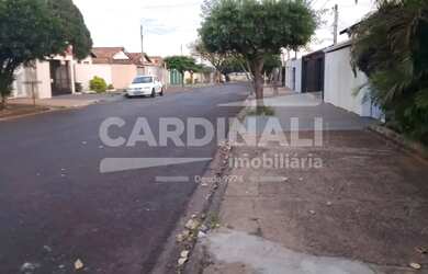 Imagem 2: Casa com ótima localização, 03 dormitórios sendo um suíte