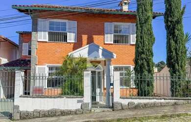 Imagem 1: Casa para venda com 4 quartos, 356m² - Centro - Petrópolis/RJ