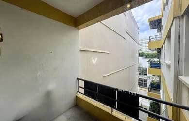 Imagem 8: Duplex com dois dormitórios e vaga de garagem no centro da cidade