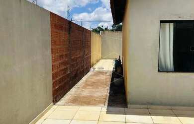 Imagem 3: Execlente casa com 2 dorm ACEITA FINANCIAMENTO