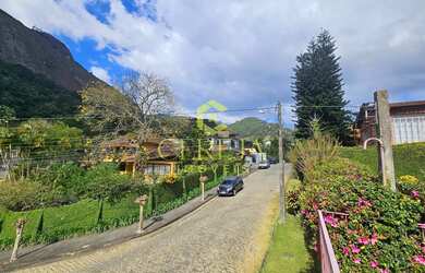 Imagem 4: Casa linear de 286m² e terreno de 776m² com 3 quartos no centro do Cônego,...