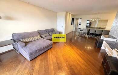 Imagem: O apartamento possui 4 Dormitórios, 5 Banheiros, 4 Vagas na