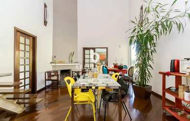 Imagem 6: Casa para Locação com 3 Quartos, sendo 1 suíte, 5 vagas de garagem...