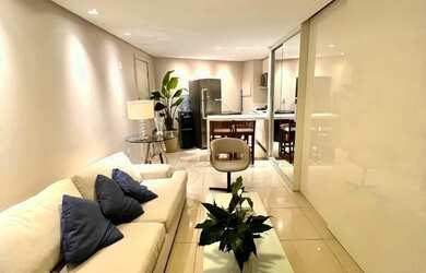 Imagem: O apartamento possui 1 Dormitório, 1 Banheiro, 1 Vaga na garagem