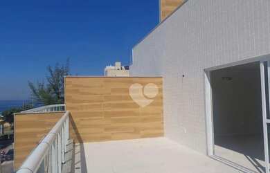 Imagem: O apartamento na cobertura possui 4 Dormitórios, 5 Banheiros