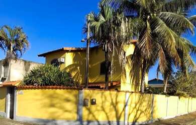 Imagem: A casa em condomínio possui 3 Dormitórios, 3 Banheiros, 3