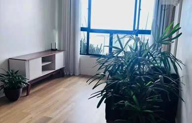 Imagem: O apartamento possui 1 Dormitório, 1 Banheiro, 1 Vaga na garagem