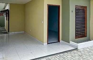 Imagem: A casa em condomínio possui 2 Dormitórios, 2 Banheiros, 1