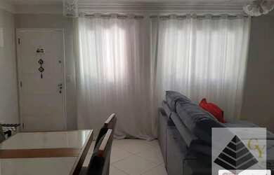 Imagem: A casa possui 3 Dormitórios, 2 Banheiros, 2 Vagas na garagem