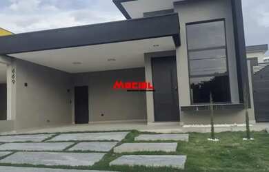 Imagem: A casa em condomínio possui 3 Dormitórios, 2 Banheiros, 4