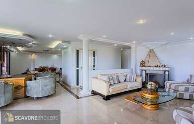 Imagem: O apartamento possui 4 Dormitórios, 5 Banheiros, 3 Vagas na